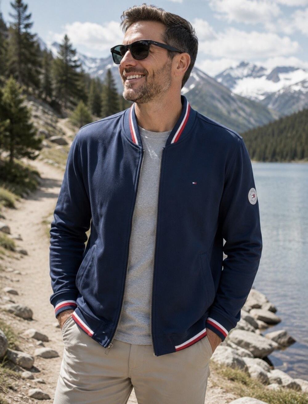 Tommy Hilfiger Men’s Full Zip Fleece Lined Jacket Lined Water & Wind Resist 2XL